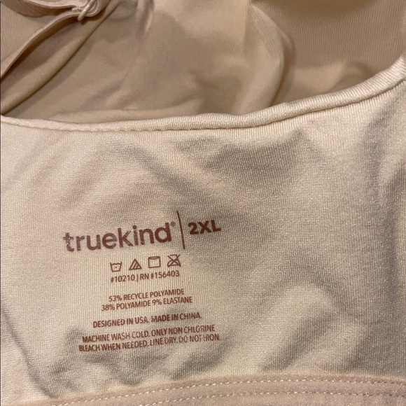 Seamless Tan Bra - Picture 7 of 7